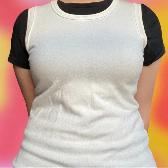 Whit Calvin Klein sweater vest - Picture 1 of 2